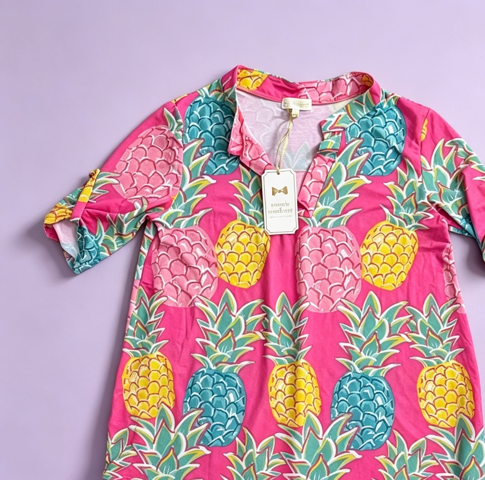 Simply Southern • Pineapple Half Sleeve V Neck Tunic